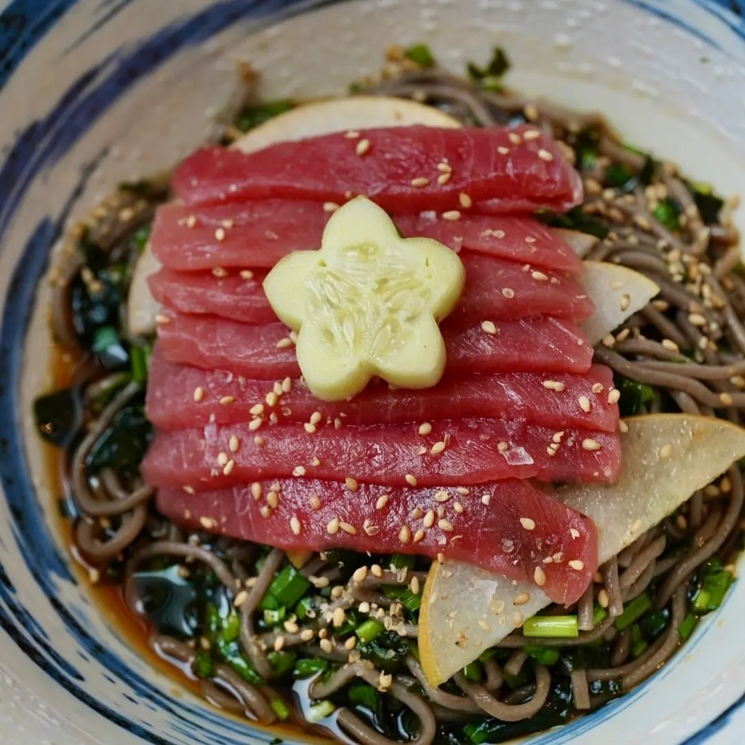 Bafun Uni Hokkaido and Anju Bibimguksu Sashimi DC